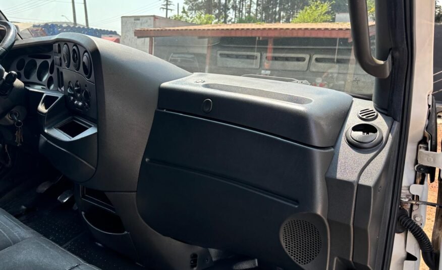 Iveco Daily 35s14 Baú – 2008