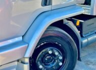 Volvo Vm 270 6×2 2022 Automático E Baú De 8.5m