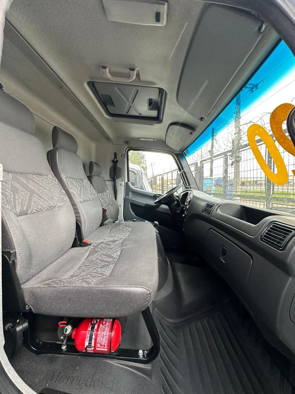 Accelo 1016 4×2 2020 Automático E Sider De 6.5m