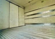 Vw 17.250 4×2 2011 Com Baú Refrigerado Ou No Chassi