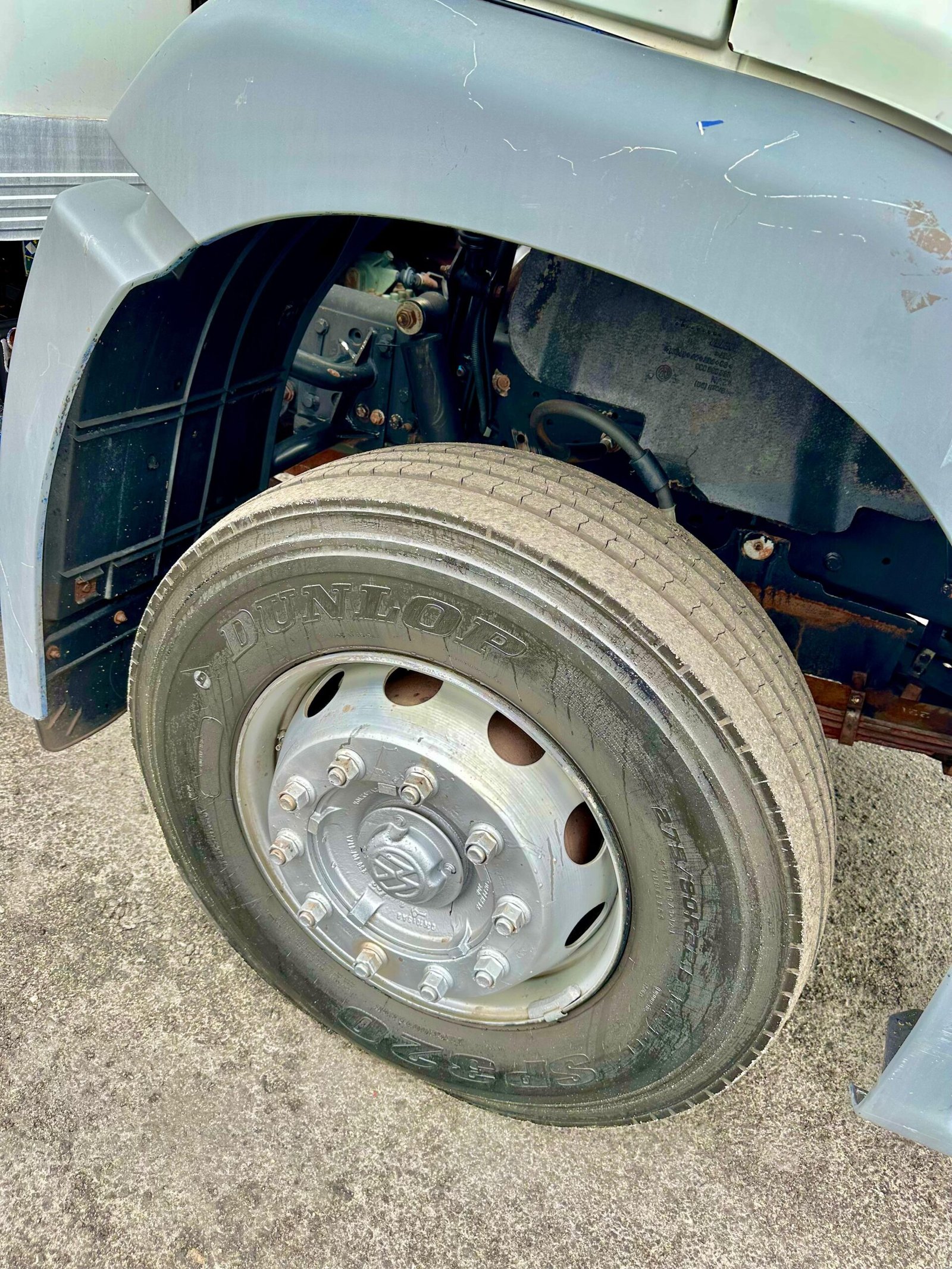 Vw 17.250 4×2 2011 Com Baú Refrigerado Ou No Chassi