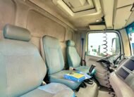 Vw 17.250 4×2 2011 Com Baú Refrigerado Ou No Chassi