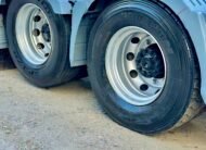 Axor 2544 6×2 2019 Teto Alto e Automático