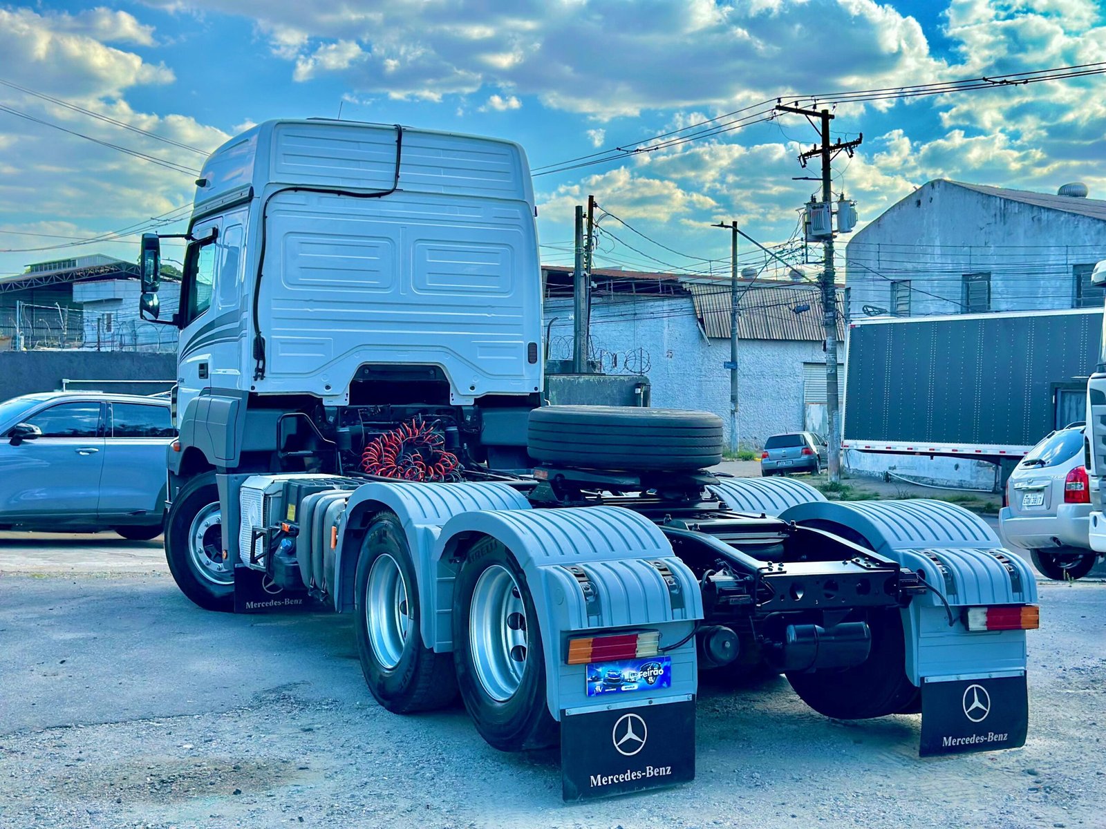 Axor 2544 6×2 2019 Teto Alto e Automático