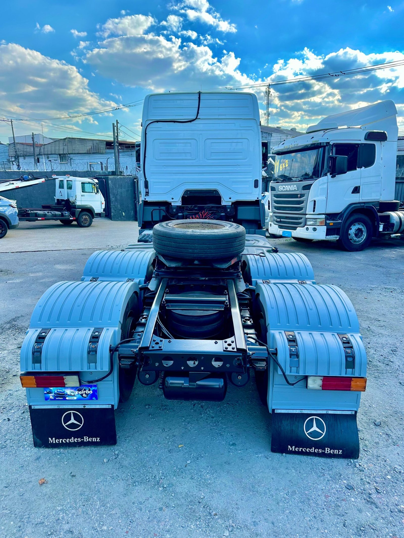 Axor 2544 6×2 2019 Teto Alto e Automático