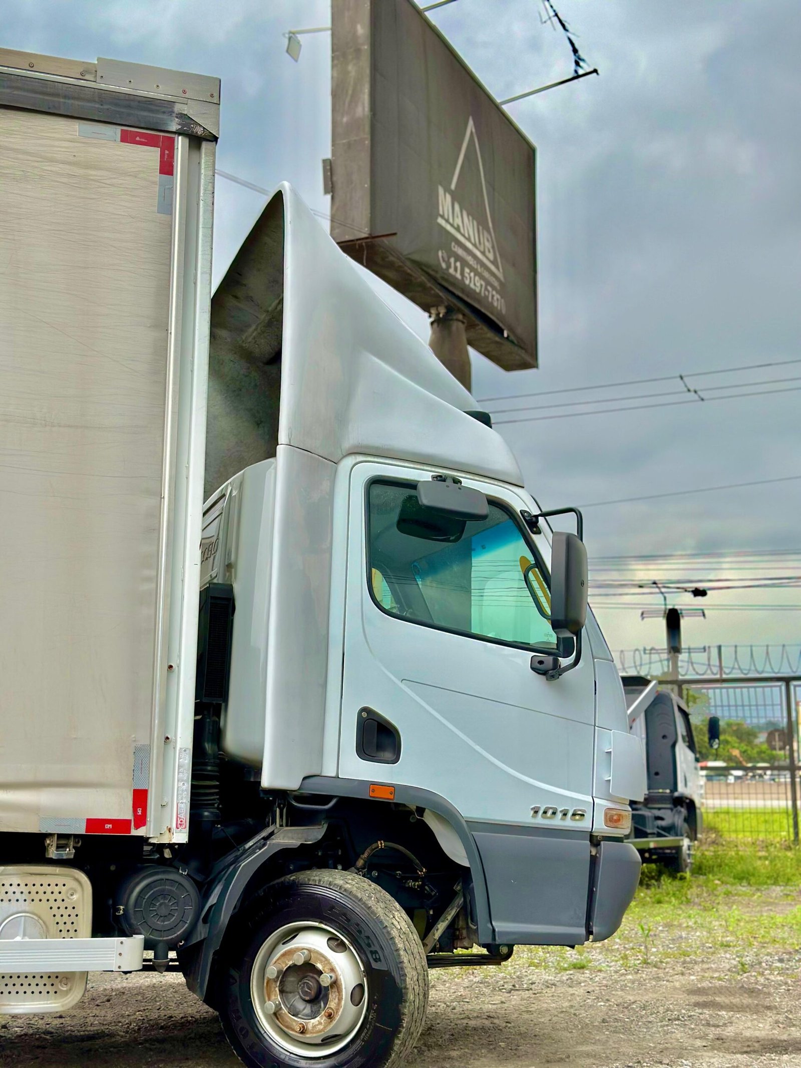 Accelo 1016 4×2 2020 Automático E Sider De 6.5m