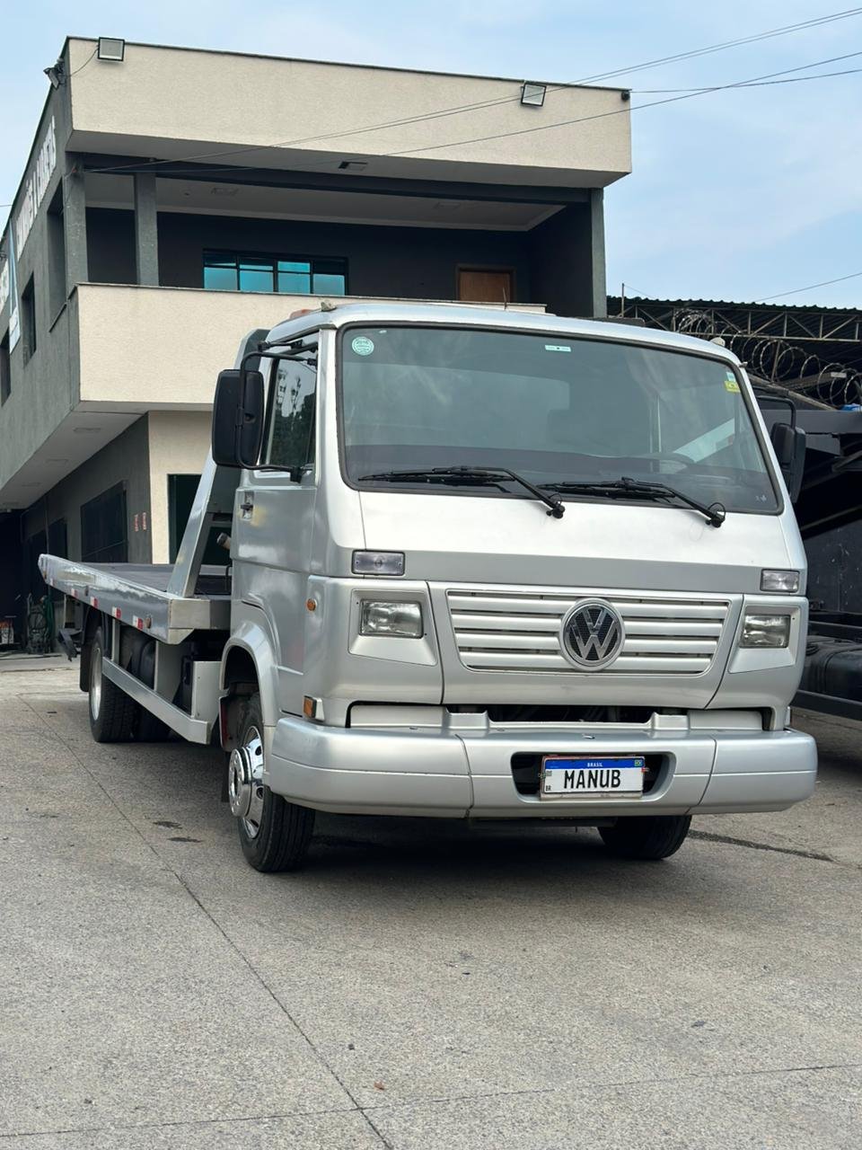 Vw 8.120 Guincho Plataforma C/ Asa Delta