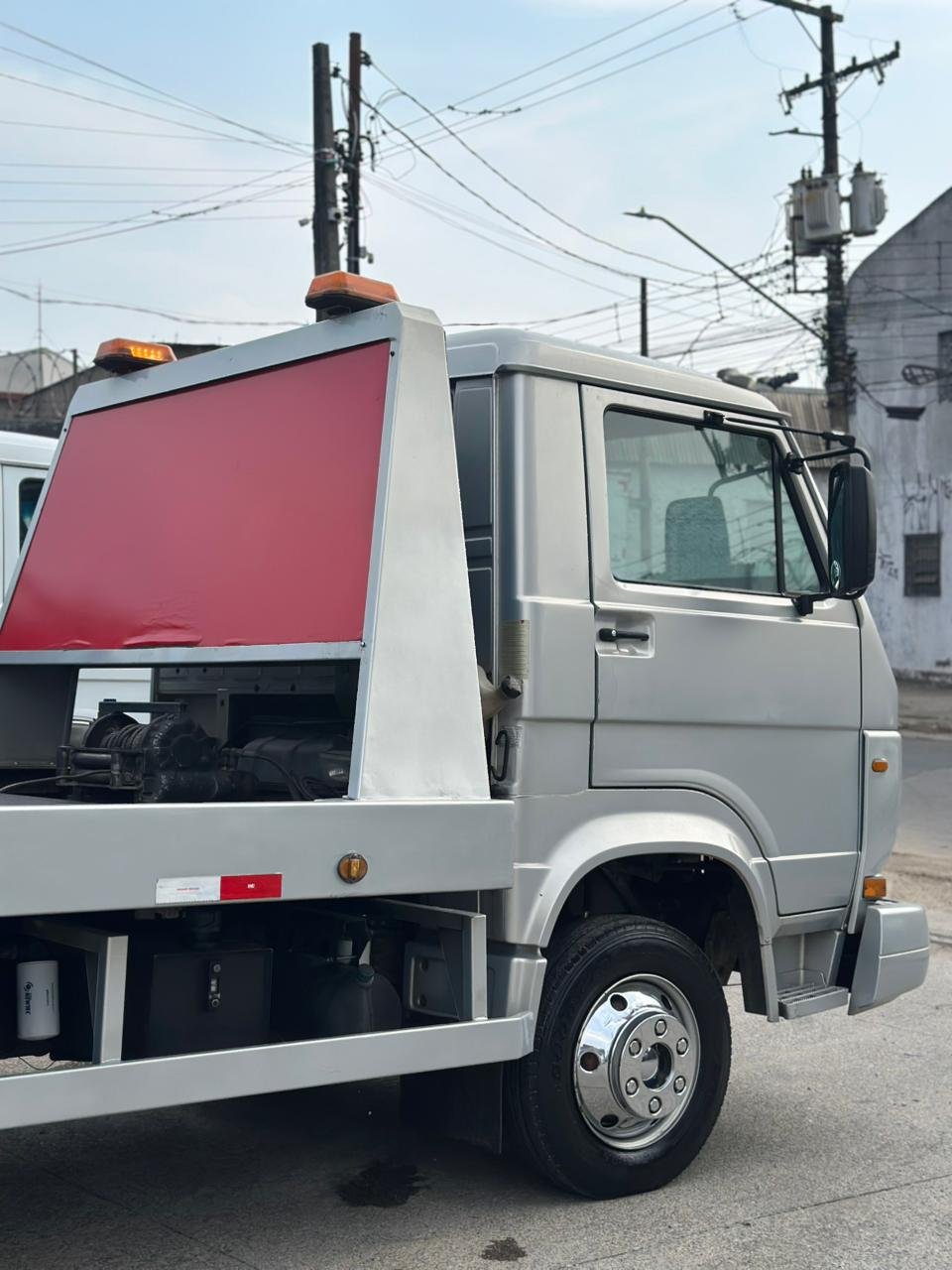 Vw 8.120 Guincho Plataforma C/ Asa Delta