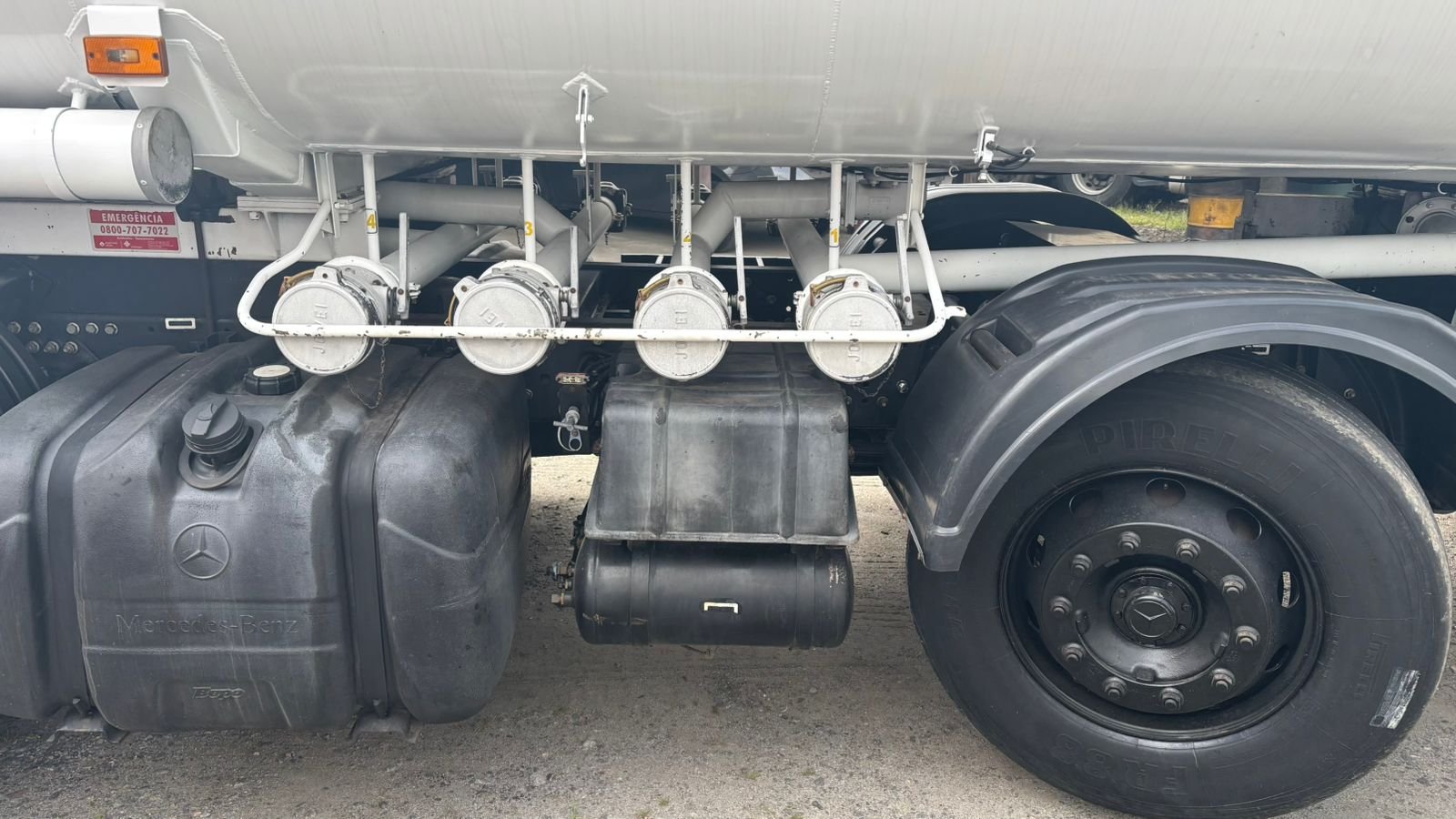 Atego 3030 8×2 2019 Tanque 20Mil Litros 4×5.000 Lts Com Botton