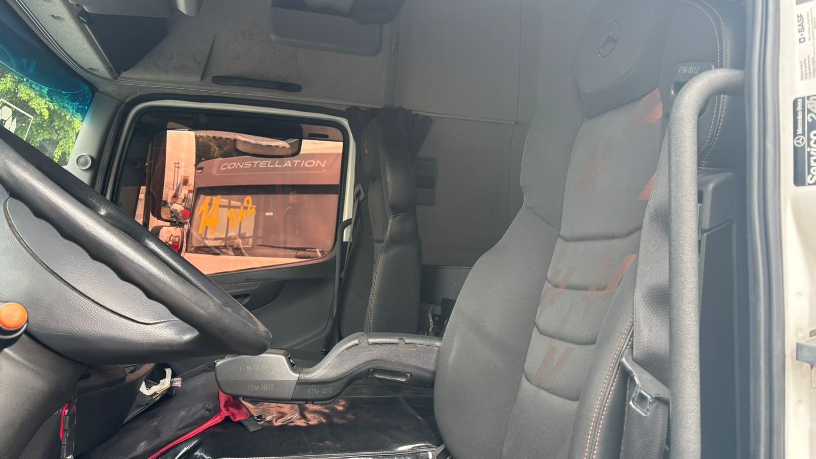 Atego 3030 8×2 2019 Tanque 20Mil Litros 4×5.000 Lts Com Botton