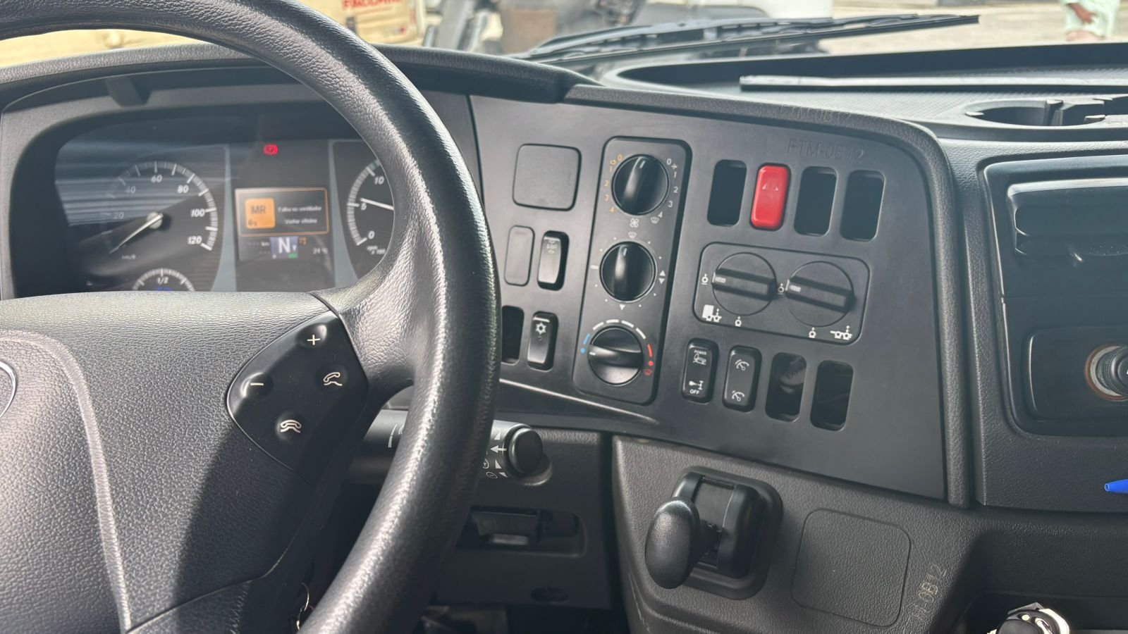 Atego 3030 8×2 2019 Tanque 20Mil Litros 4×5.000 Lts Com Botton