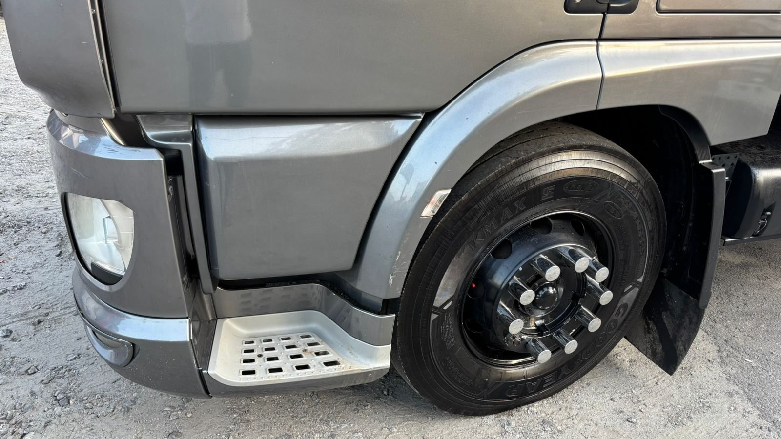 Daf Cf 6×2 2024 Bau 8,50 Space Cab Bau 8,50 Chapa Impecável