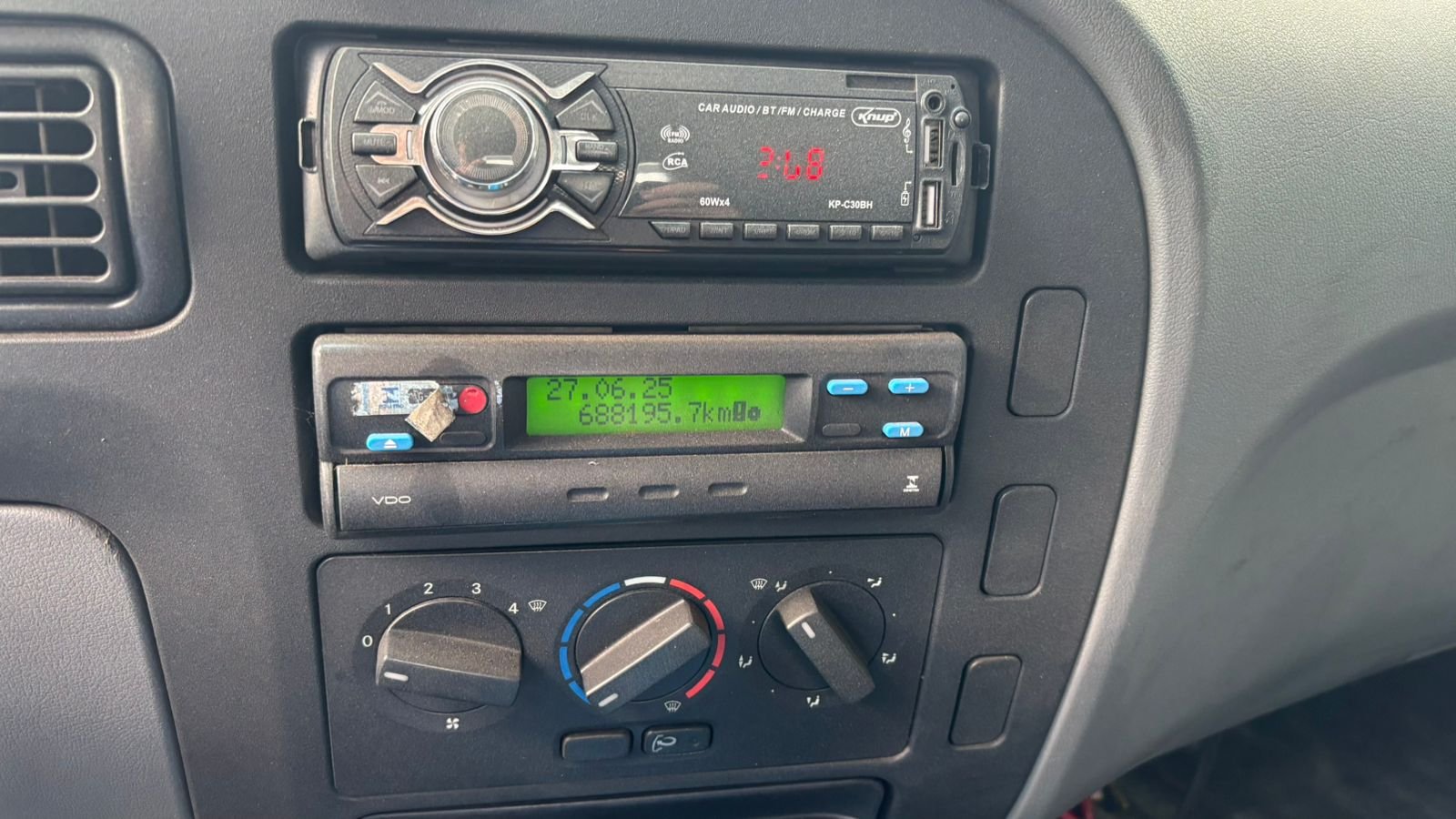 Mb Accelo 915c 2012 Plataforma Nova 6,50 C Asa Redutor 4,5 T