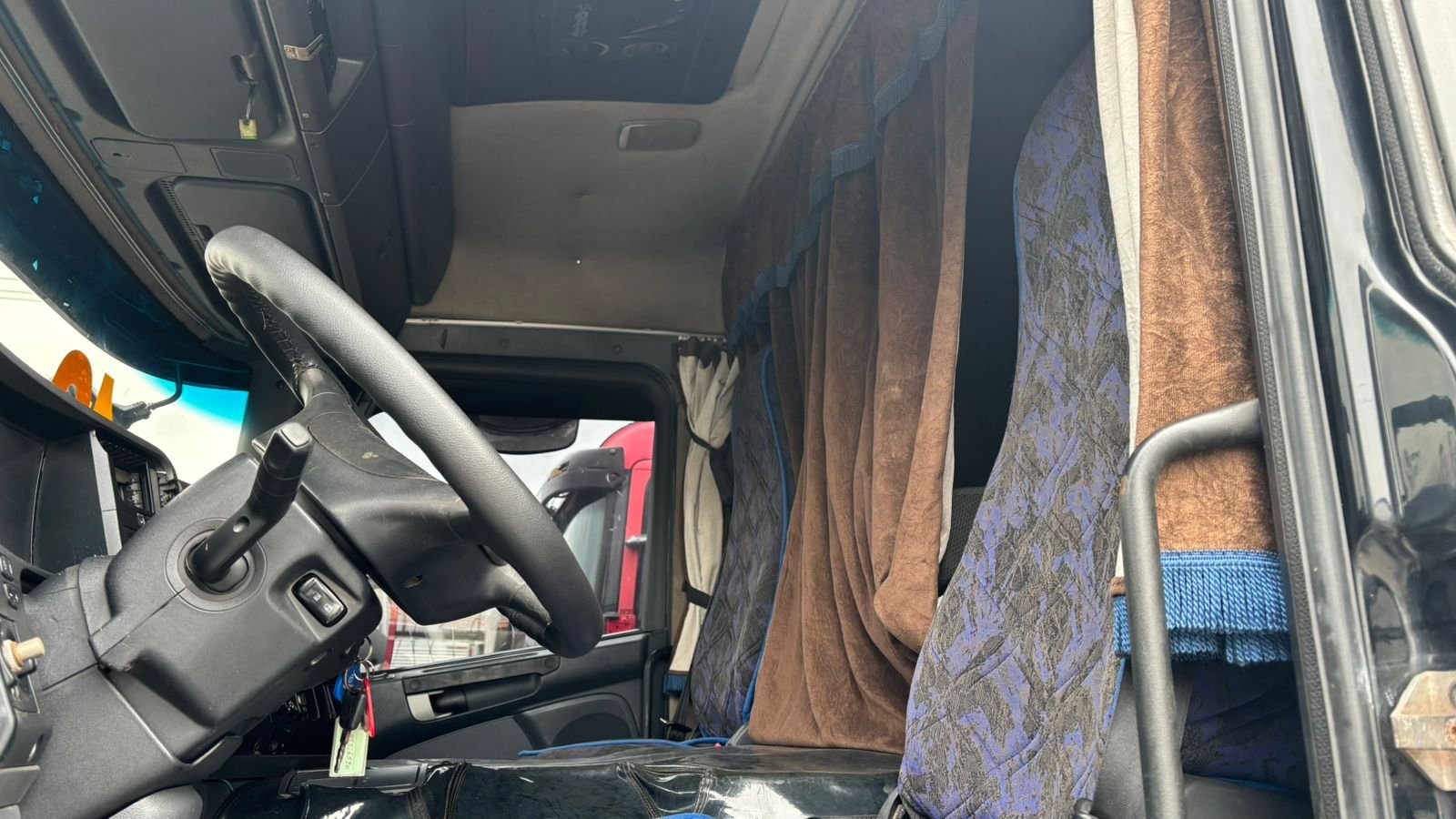 Scania P360 6×2 2013