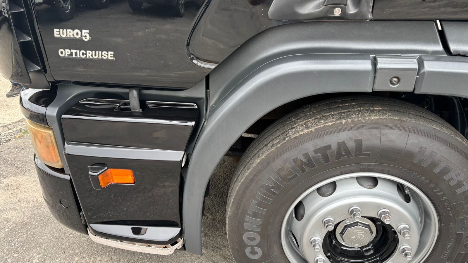 Scania P360 6×2 2013