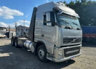 Volvo Fh 520 6×4 bug pesado 2011 guincho lança