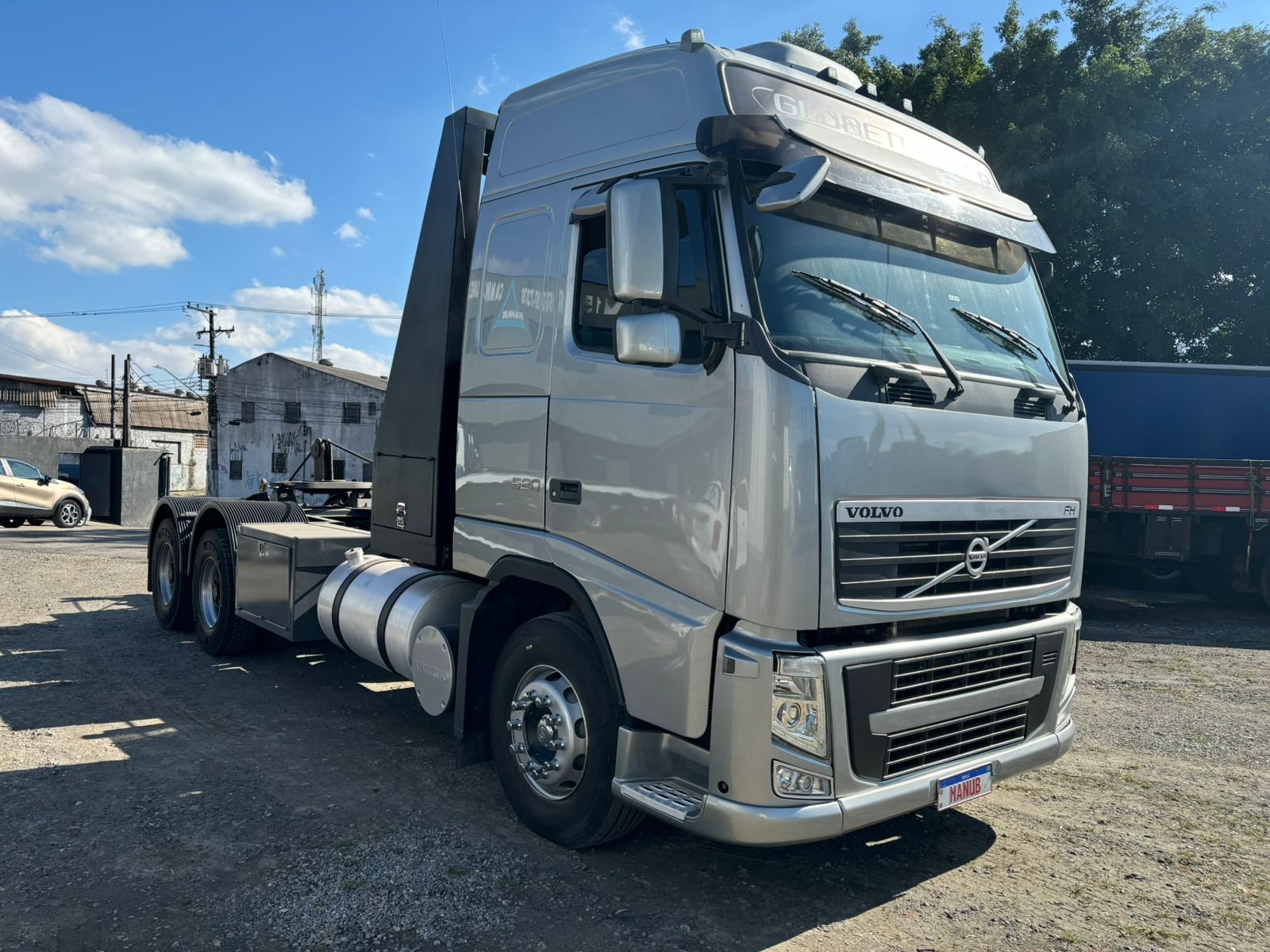Volvo Fh 520 6×4 bug pesado 2011 guincho lança