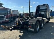 Volvo Fh 520 6×4 bug pesado 2011 guincho lança