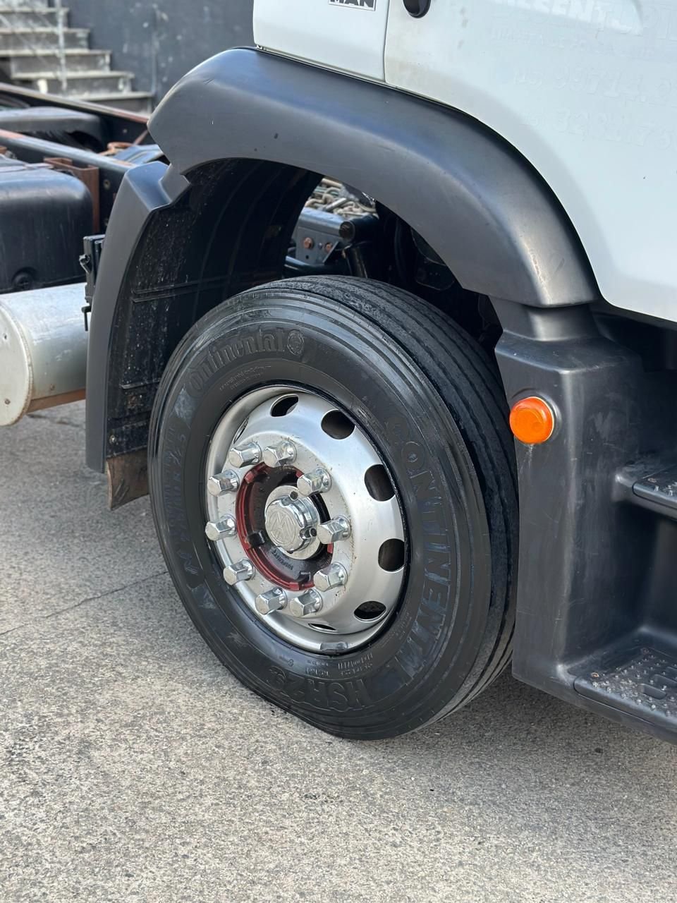 Vw 24.280 6×2 2014 No chassi