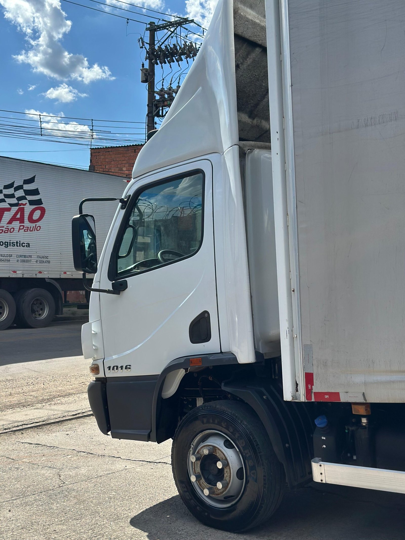 Accelo 1016 4×2 2020 Automático E Sider De 6.5m