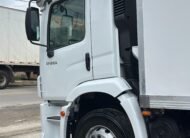 Vw 17.250 4×2 2011 Com Baú Refrigerado Ou No Chassi