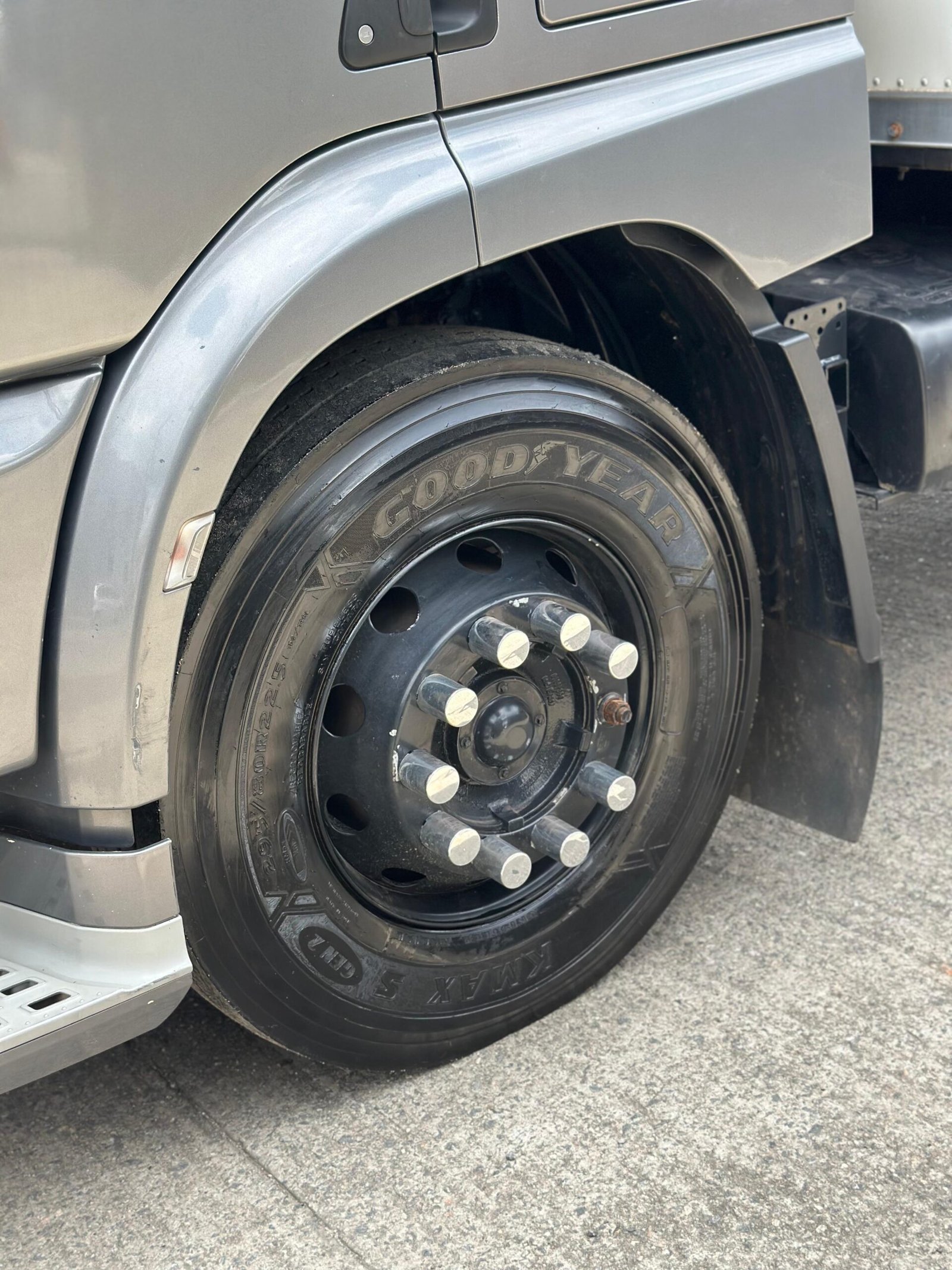 Daf Cf 310 6×2 2024 Bau 8,50 Space Cab Bau 8,50 Chapa Impecável