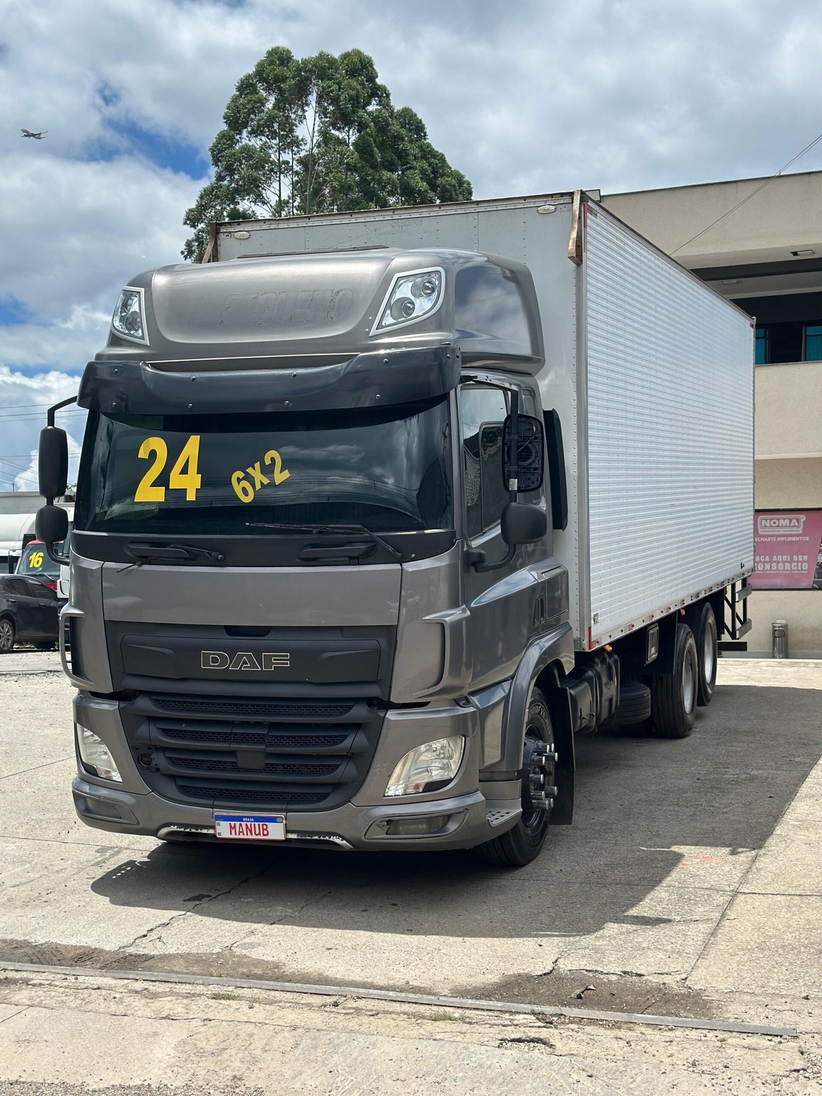 Daf Cf 310 6×2 2024 Bau 8,50 Space Cab Bau 8,50 Chapa Impecável