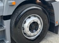 Axor 2544 6×2 2019 Teto Alto e Automático