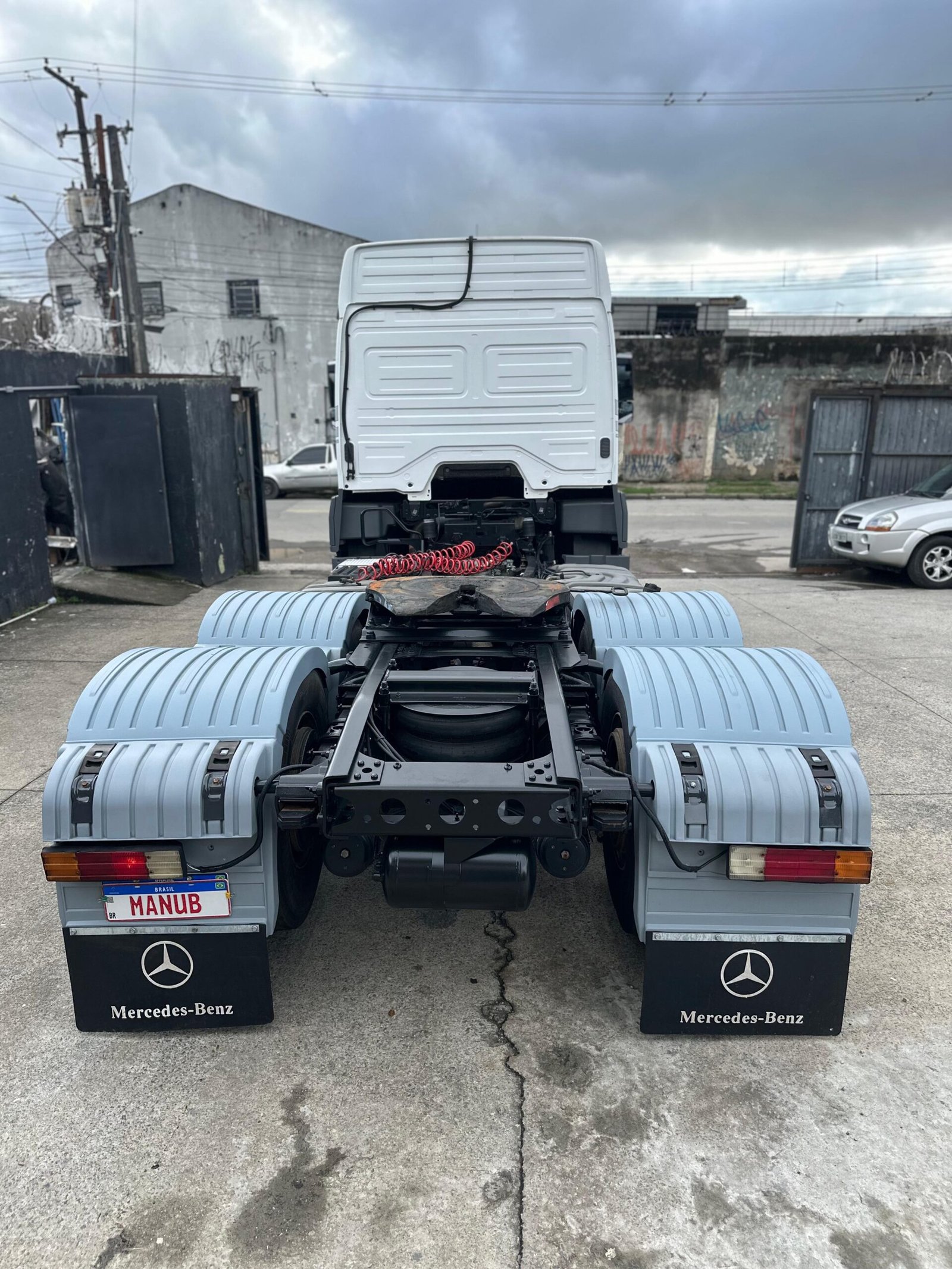 Axor 2544 6×2 2019 Teto Alto e Automático