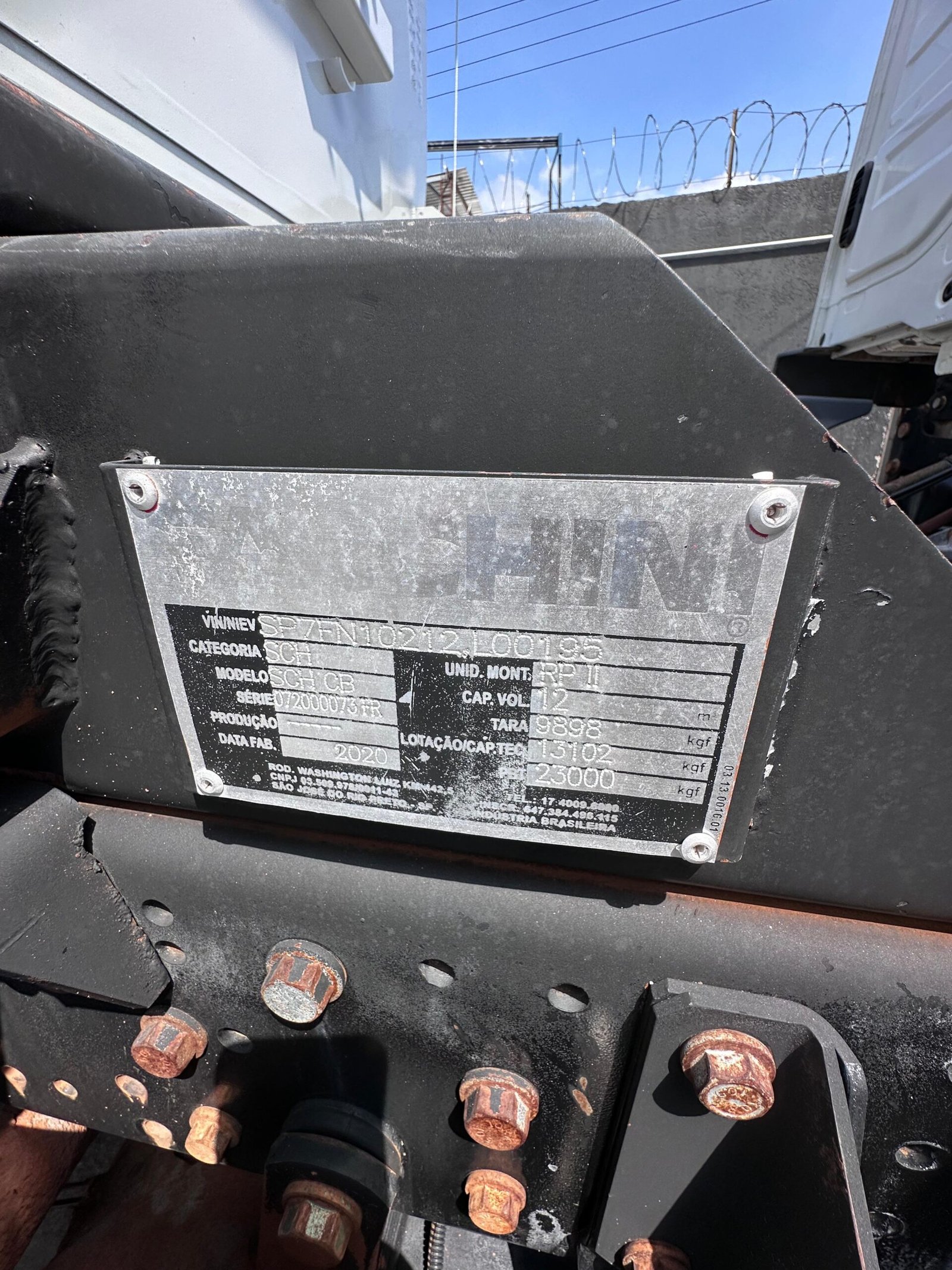 Atego 2426 6×2 2020 Caçamba Basculante Facchini 12m³ e Ar Condic.