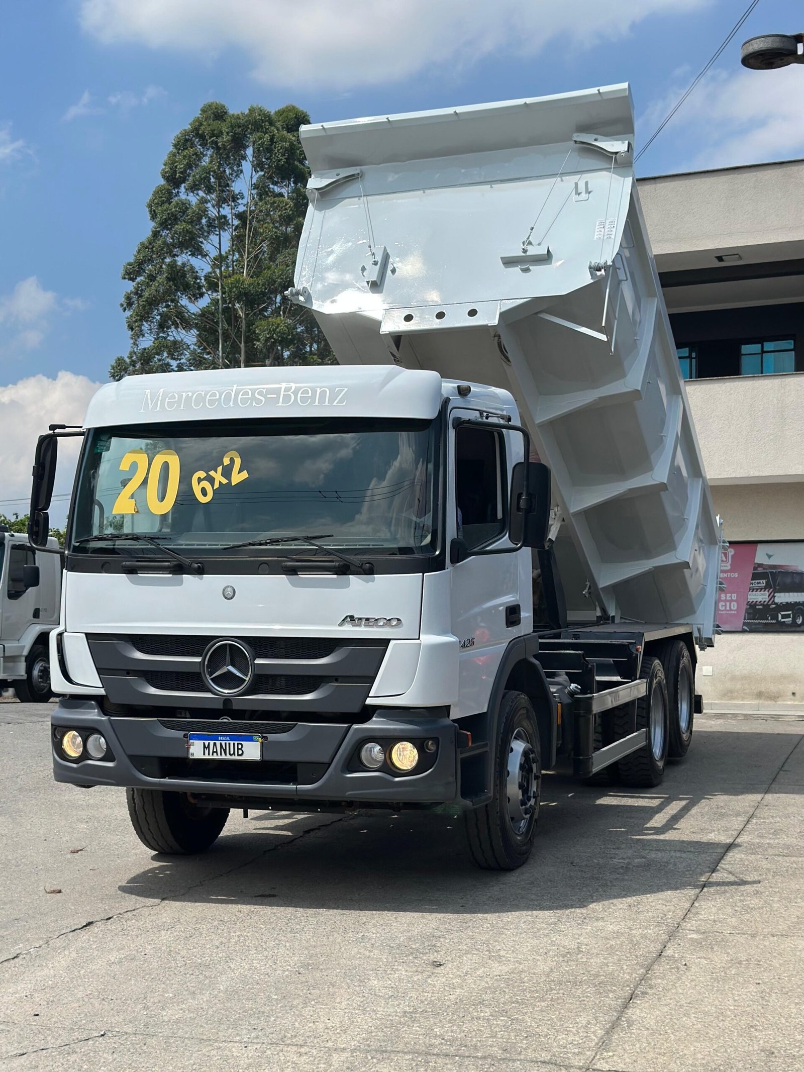 Atego 2426 6×2 2020 Caçamba Basculante Facchini 12m³ e Ar Condic.