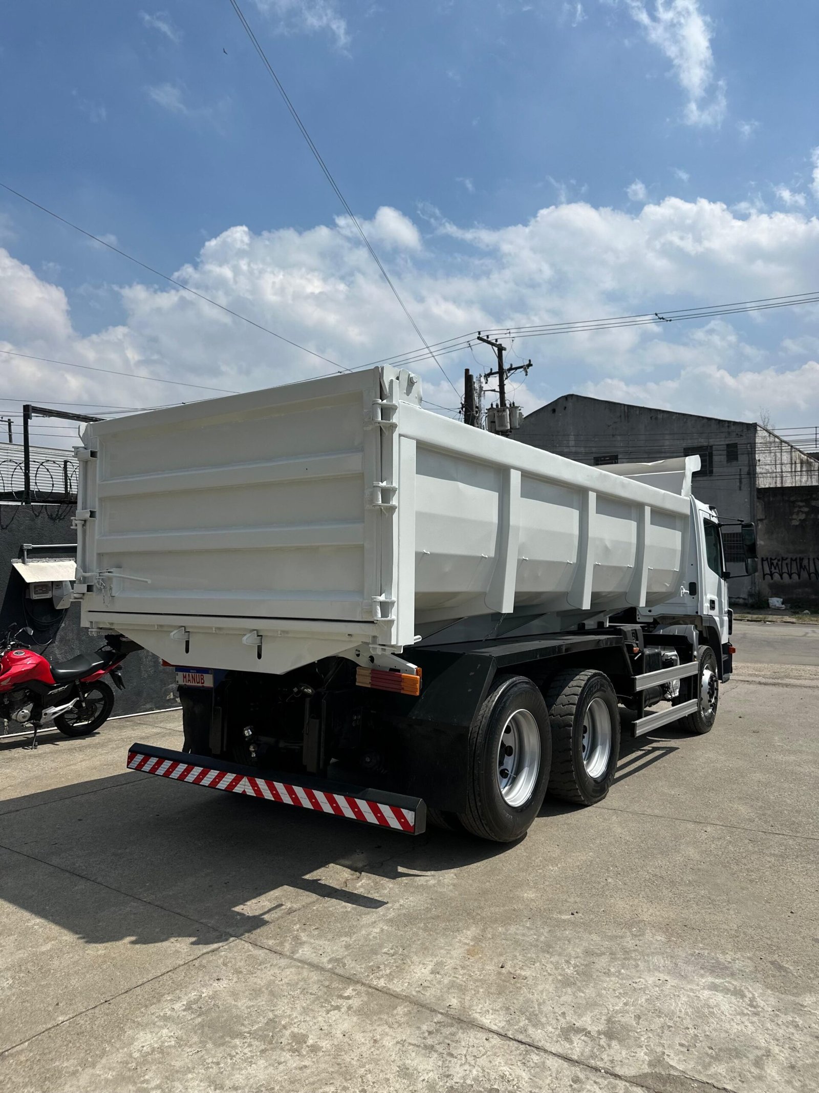 Atego 2426 6×2 2020 Caçamba Basculante Facchini 12m³ e Ar Condic.