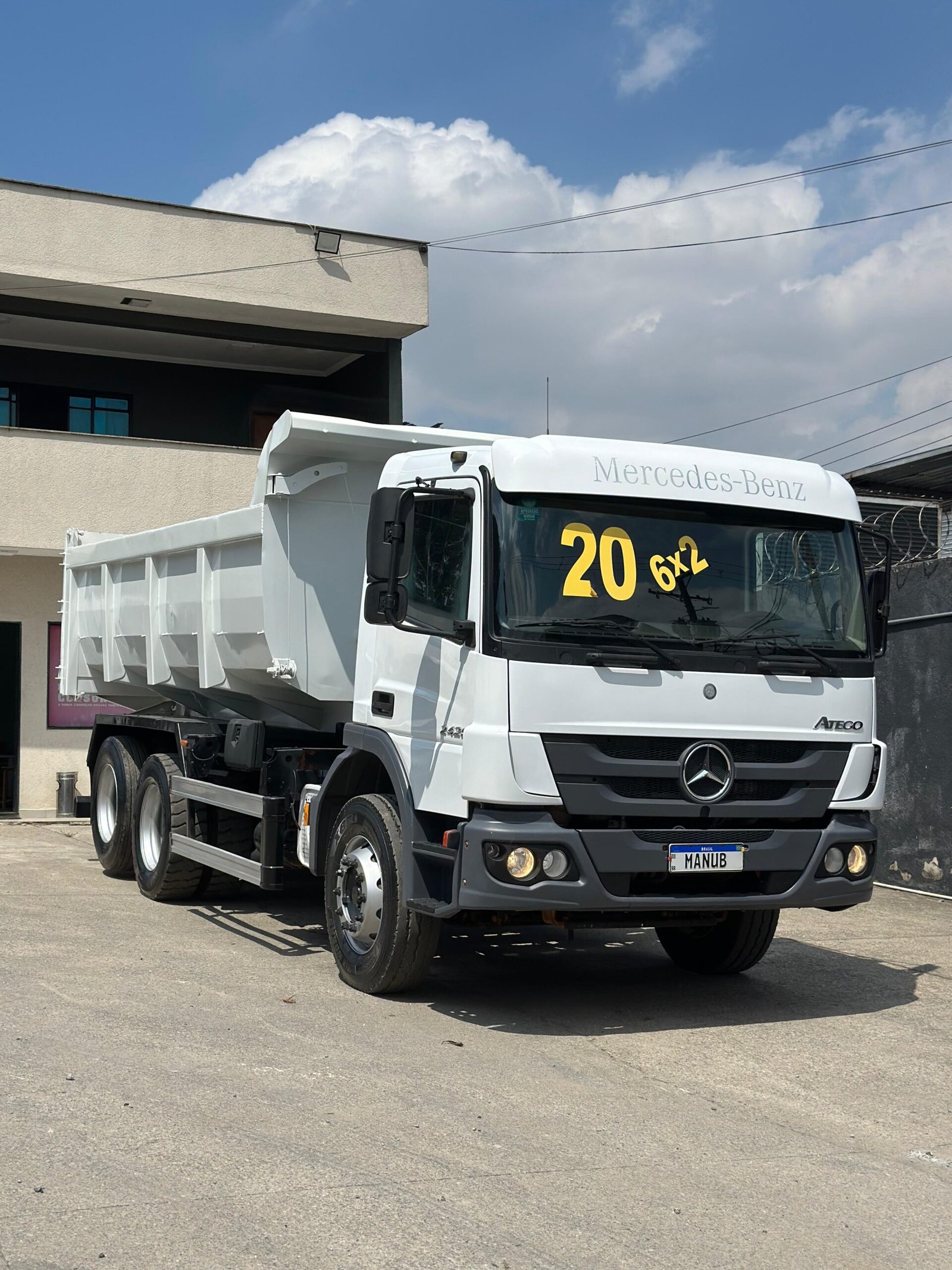 Atego 2426 6×2 2020 Caçamba Basculante Facchini 12m³ e Ar Condic.