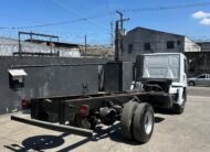 Vw 17.250 4×2 2011 Com Baú Refrigerado Ou No Chassi