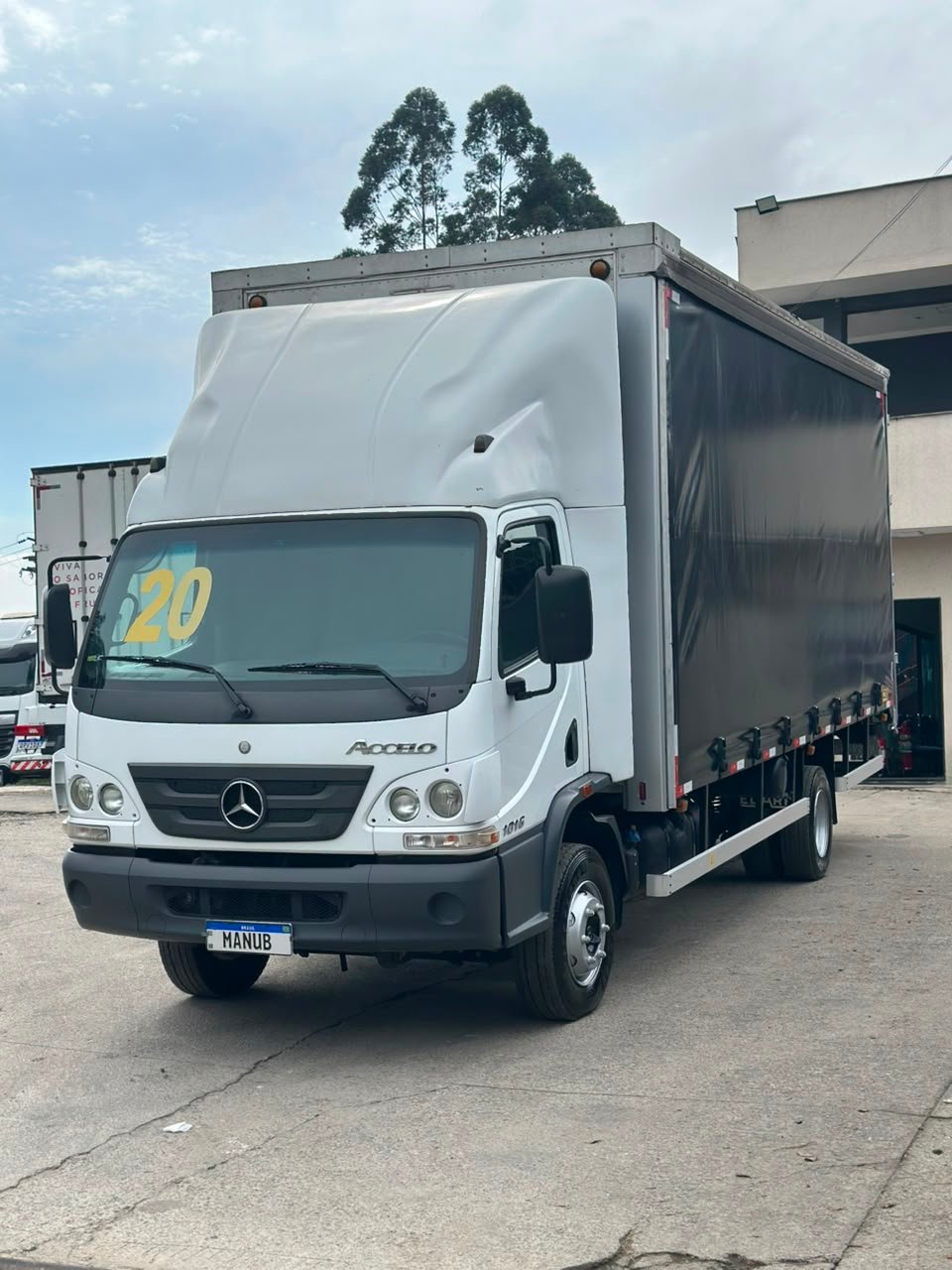 Accelo 1016 4×2 2020 Automático E Sider De 6.5m