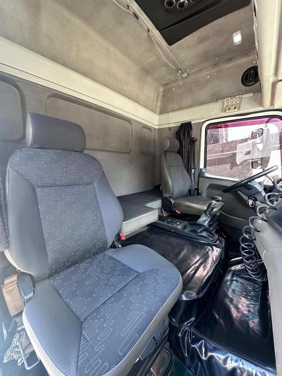 Vw 24280 6×2 2014 Teto Alto / Sider De 9M