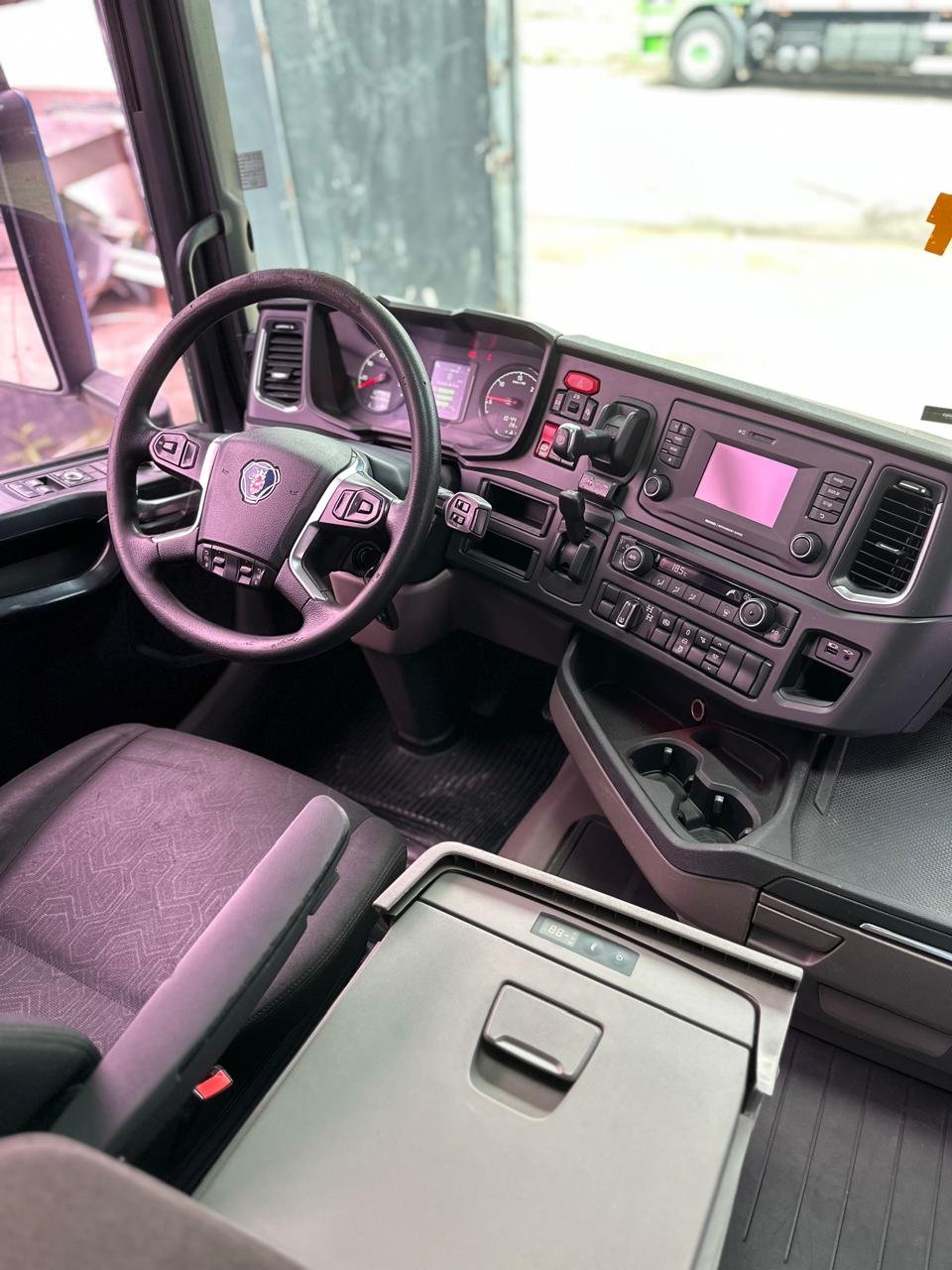 Scania R 540 6×4 2021 Retarder, Geladeira E Parking Cooler