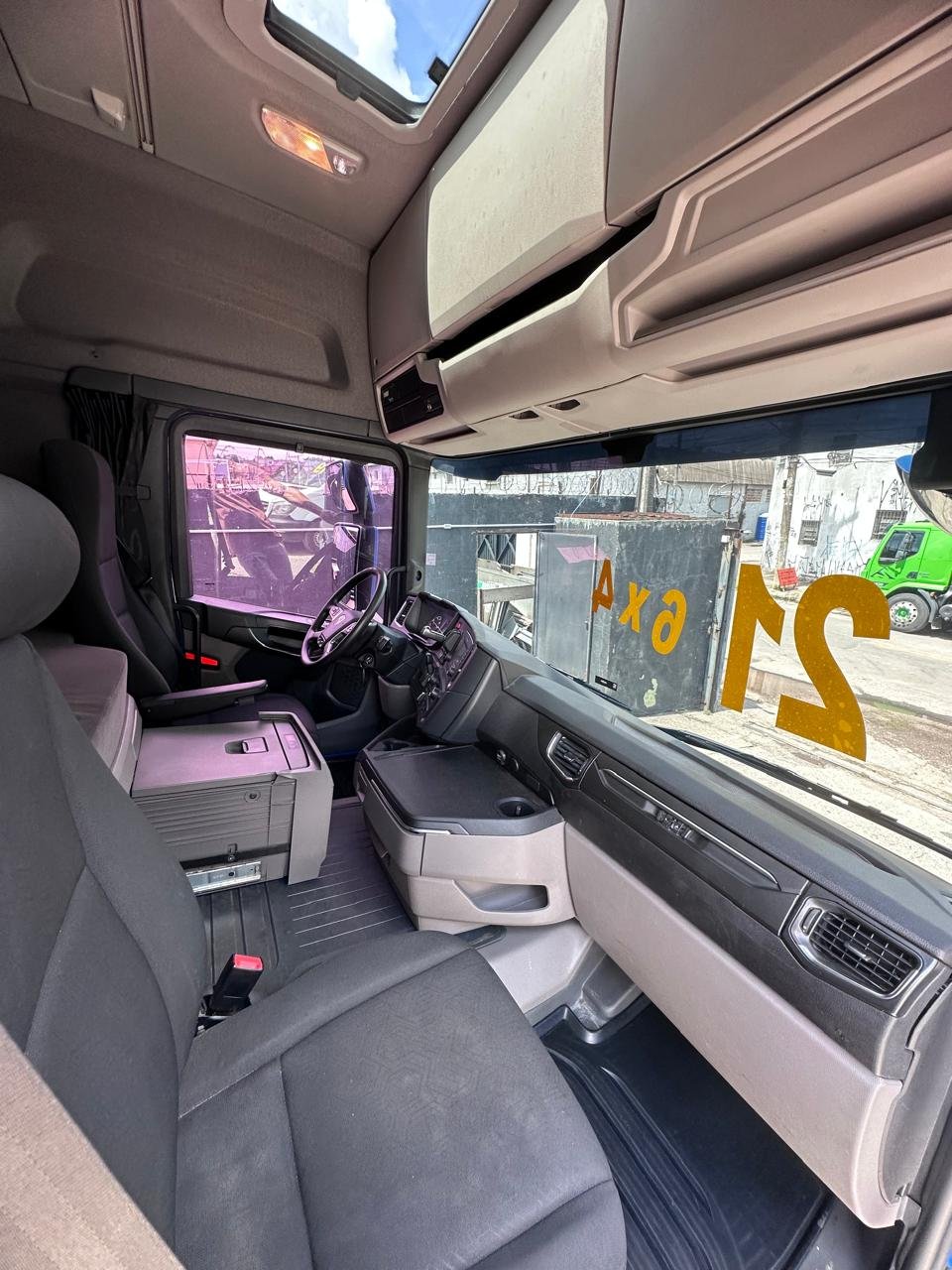 Scania R 540 6×4 2021 Retarder, Geladeira E Parking Cooler