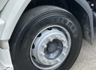 Volvo Vm 270 6×2 2021 Baú De 8.5m / Baixo Km / Manual