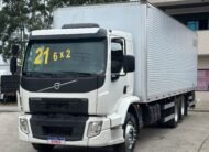 Volvo Vm 270 6×2 2021 Baú De 8.5m / Baixo Km / Manual