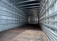 Volvo Vm 270 6×2 2021 Baú De 8.5m / Baixo Km / Manual