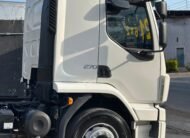 Volvo Vm 270 6×2 2021 Baú De 8.5m / Baixo Km / Manual