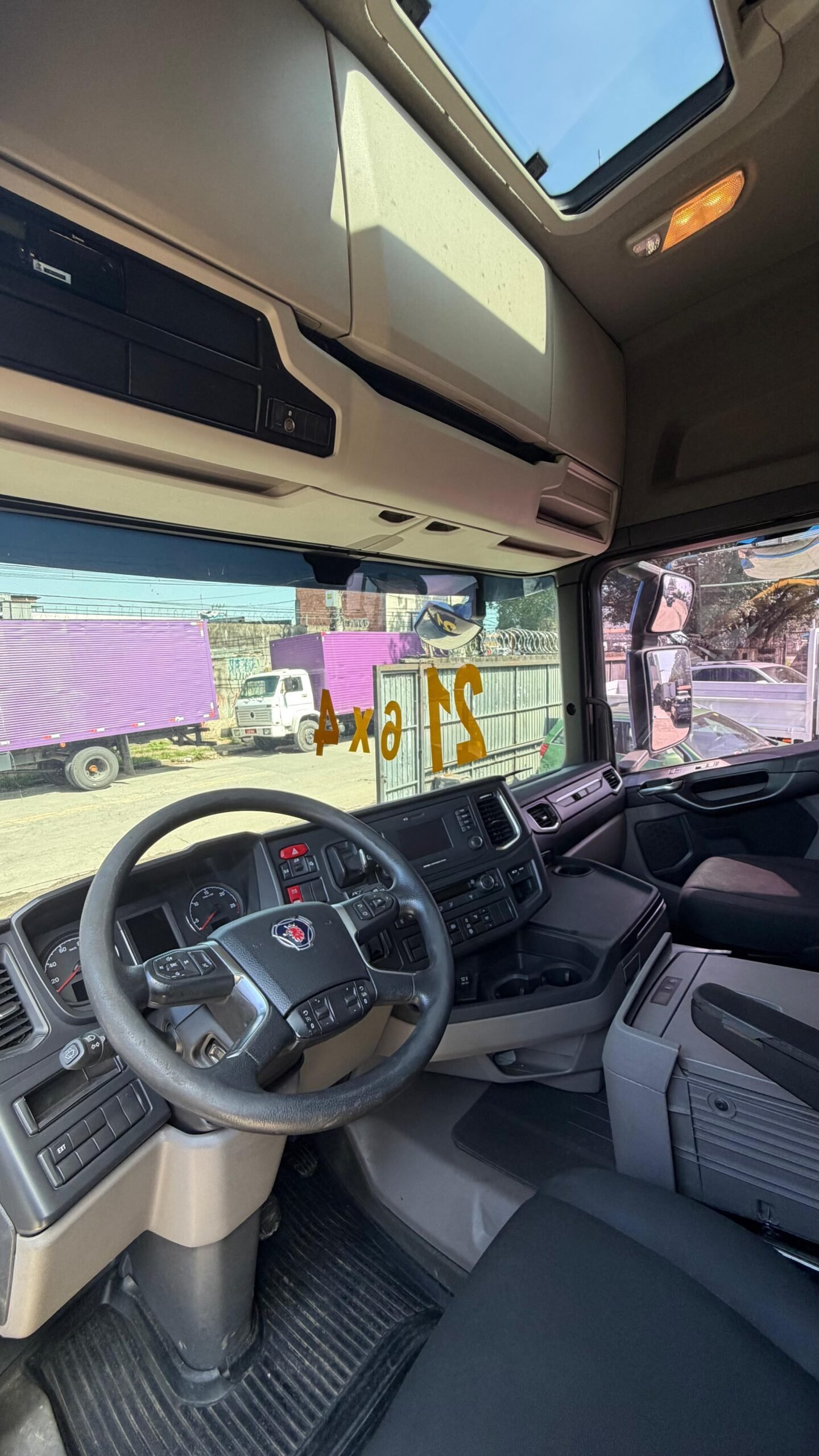 Scania R 540 6×4 2021 Retarder, Geladeira E Parking Cooler