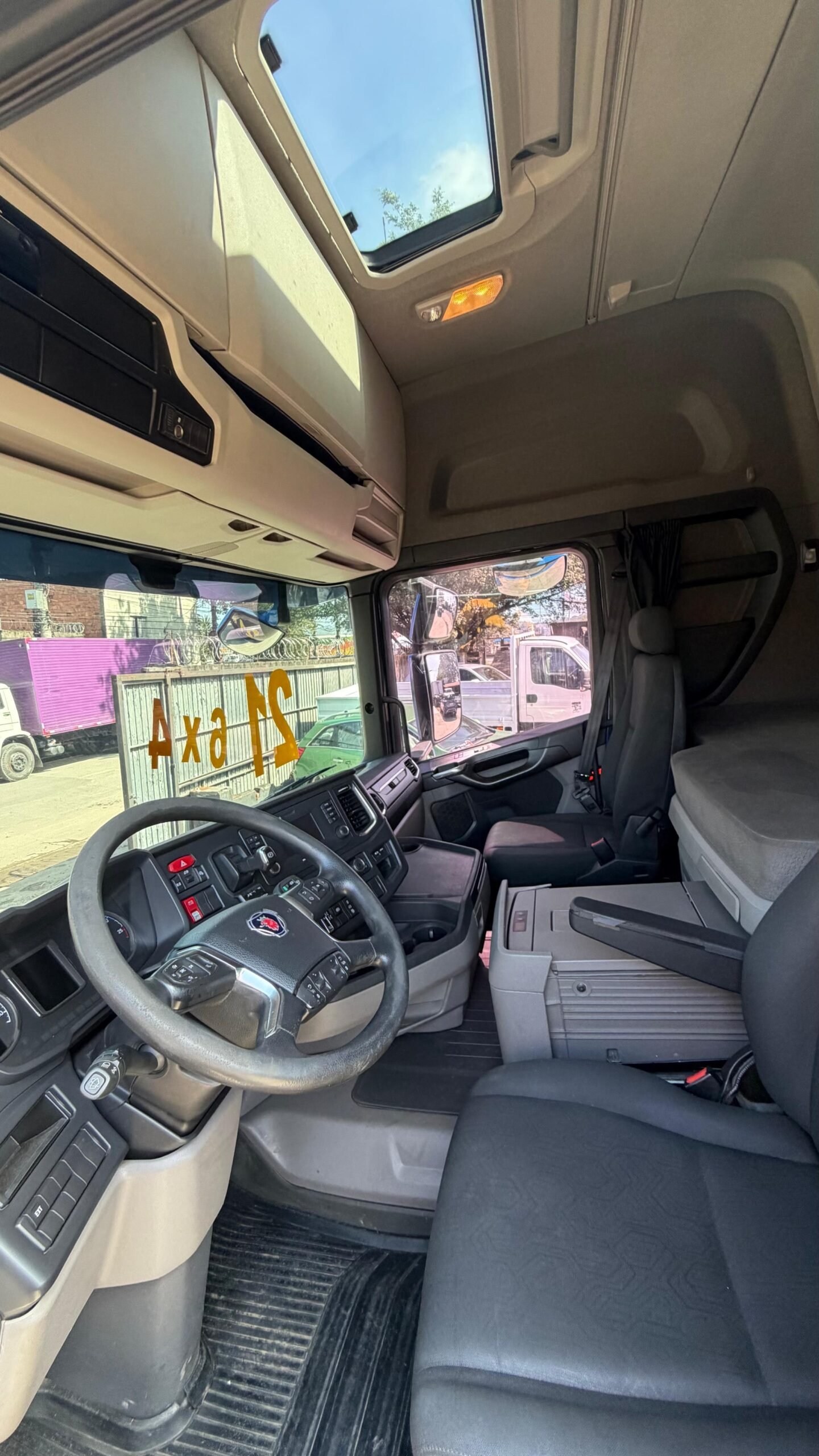 Scania R 540 6×4 2021 Retarder, Geladeira E Parking Cooler