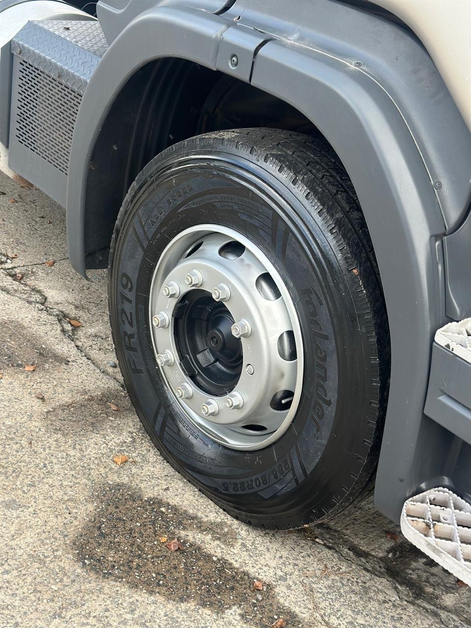 Scania G420 6×2 2011 Brozinamento Feito E Bom De Pneus