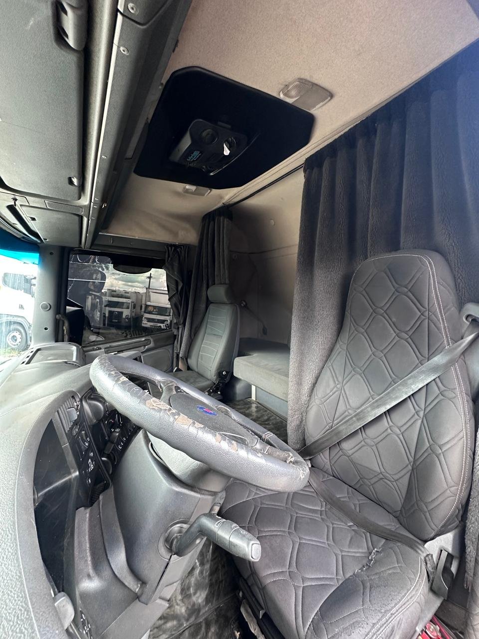 Scania G420 6×2 2011 Brozinamento Feito E Bom De Pneus