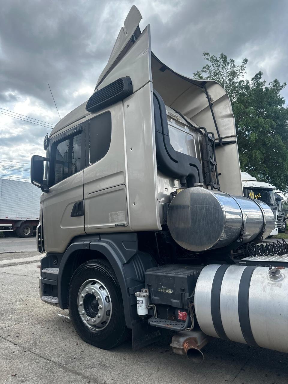 Scania G420 6×2 2011 Brozinamento Feito E Bom De Pneus