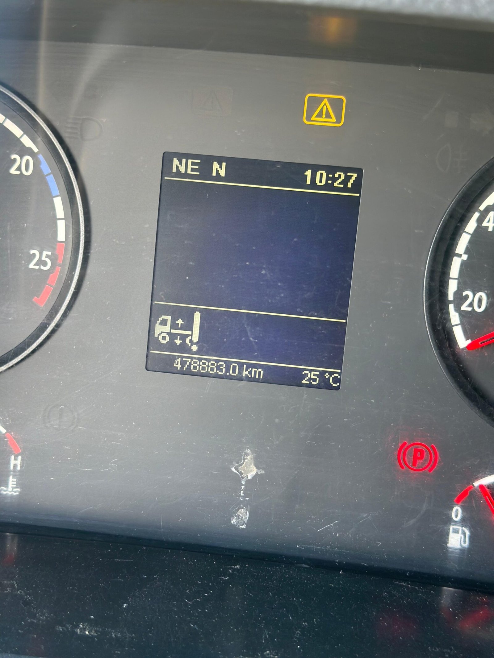 Scania P 250 6×2 2016 Automático / Baixo Km