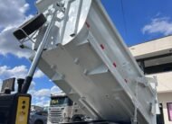 VW 31.330 6X4 2019 CAÇAMBA BASCULANTE