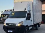 Iveco Daily 35S14 2011 Baú de 3.5M